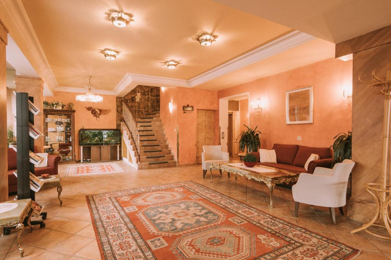 Hotel Montana Obertauern Bagian luar foto